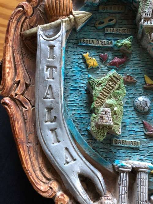 This amasing map of Italy is a must have