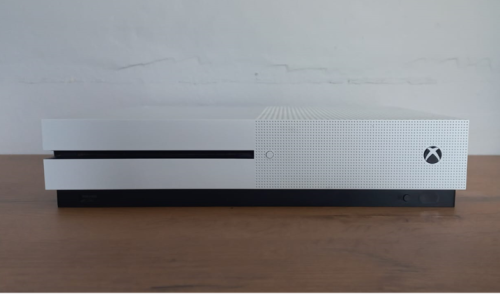 XBOX ONE S 1TB Console