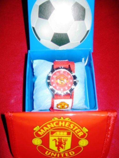 MANCHESTER UNITED SPORTS WATCH AND WALLET