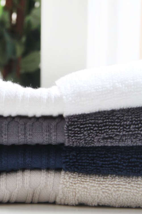 Brand New Luxurious Guest Towels 450 GSM