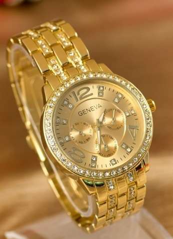 Geneva luxury brand quartz watch Gold *Free Shipping