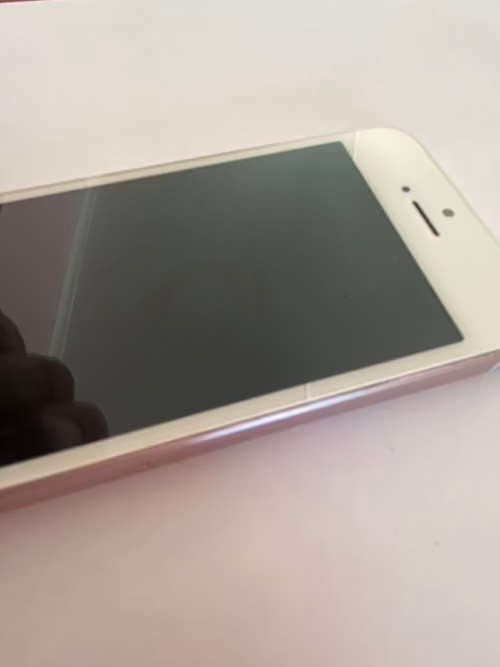 iPhone SE
