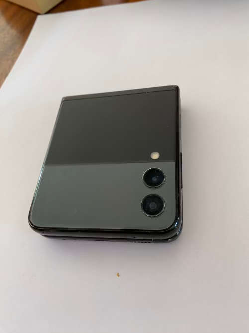 Samsung Flip3 5G sold for spares