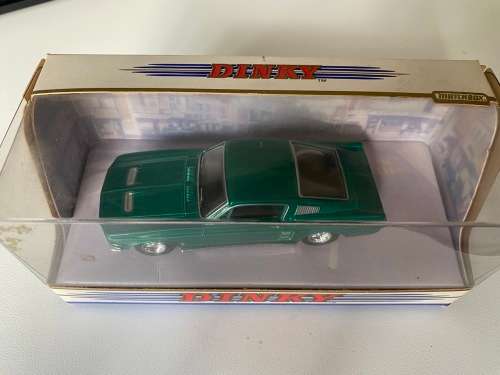Ford Mustang Fast Back 1967 (Dinky Matchbox 1:43)