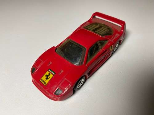 Ferrari F40 - 1988 (Matchbox)