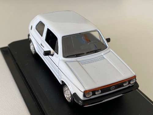 VW Golf (Del Prado 1:43)