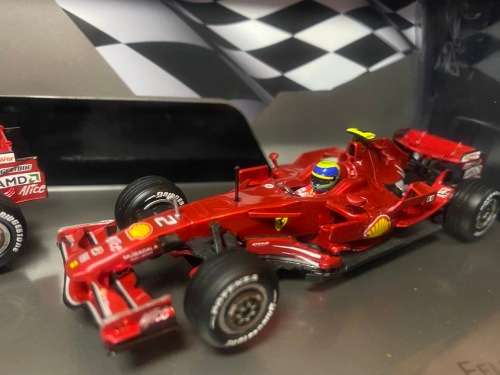 Ferrari F1 Boxset 2008 - Kimi Räikkönen and Felipe Massa (Ltd Edition Numbered Hotwheels - new)
