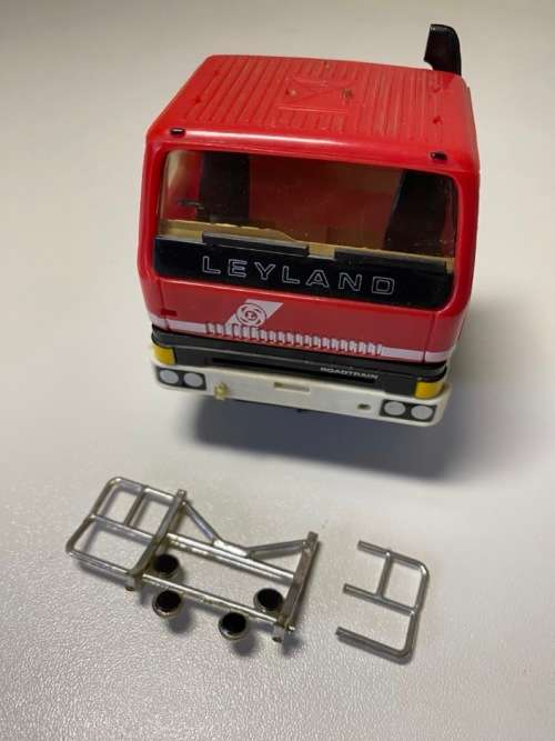 Leyland Roadtrain Cab and Trailer 1983 (rare Scalextric 1:32 - used)