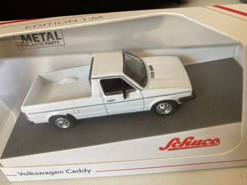 Volkswagen Caddy Bakkie (Schuco 1:64 - new)