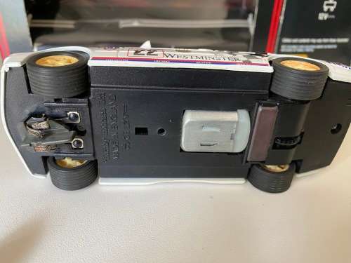 BMW 318i British Touring Car (Scalextric 1:32 C462 - used with box)