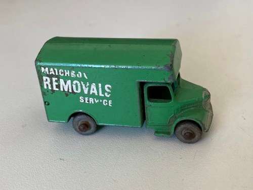 Vintage 1956 Removals Van no.17  (Rare Lesney Matchbox - Made in England)