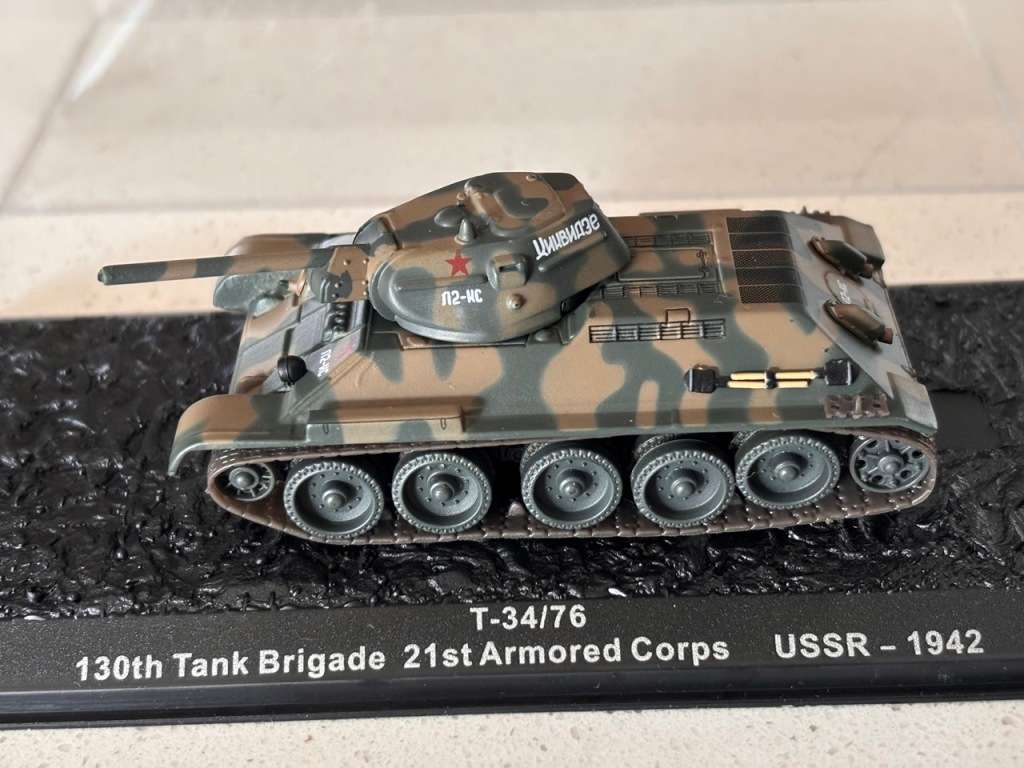 130th Tank Brigade 21st Armored Corps Army Tank 1942 USSR (Atlas Edition DeAgostini 1:72)