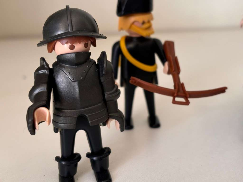 Vintage 1974 Playmobil Geobra `Medieval Knights` Figure Toys