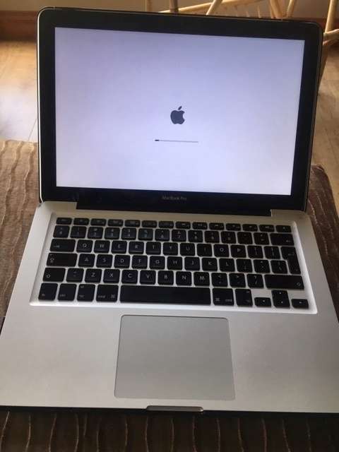 Apple MACBOOK Pro 13 Early 2011