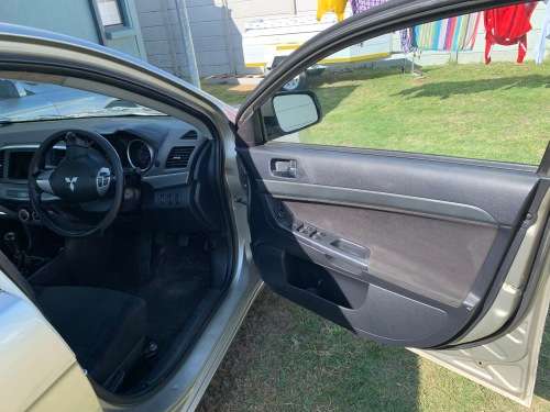 2008 Mitsubishi Lancer sedan