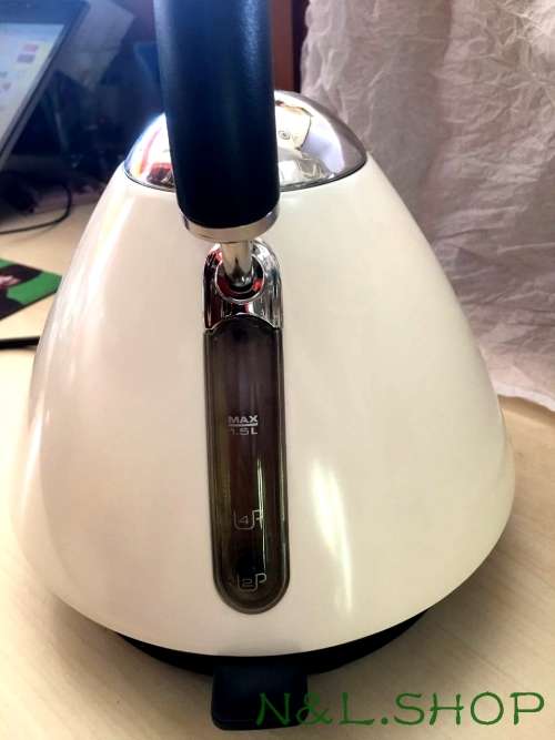 Morphy Richards White  Kettle  Starting price R1