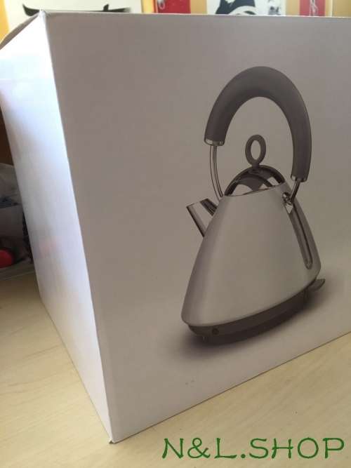 Morphy Richards White  Kettle  Starting price R1