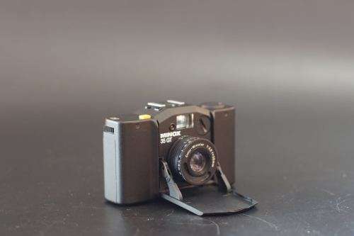MINOX 35 GT CAMERA  Not tested