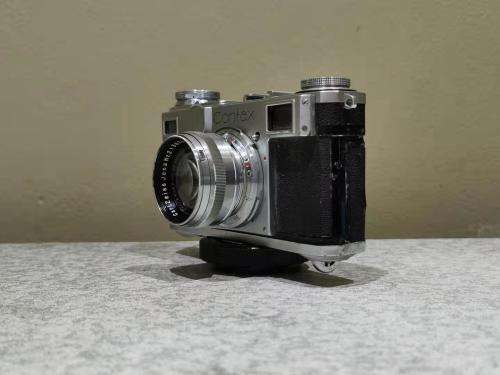 CONTAX IIA    with  5CM  F1.5LENS