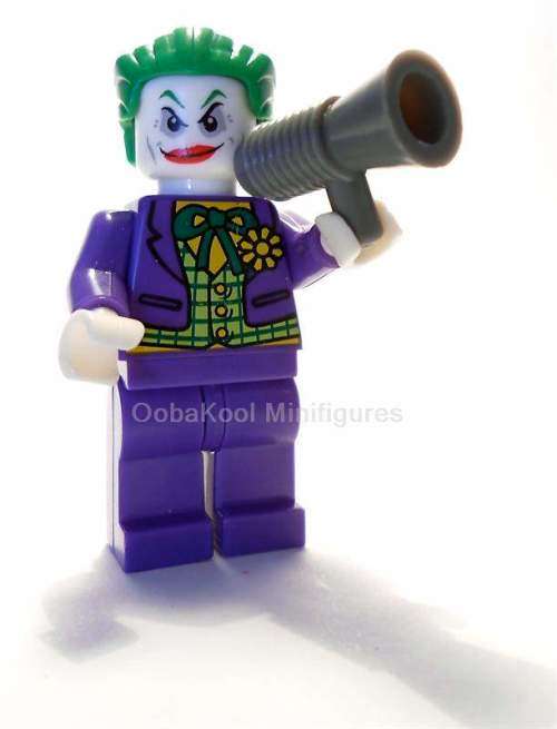 THE JOKER / BATMAN / OobaKool Minifigure
