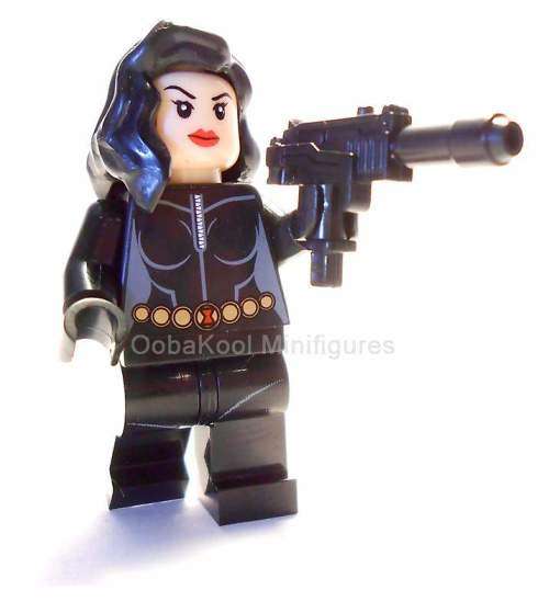 AVENGERS / BLACK WIDOW / NATASHA ROMANOFF / OobaKool Minifigure