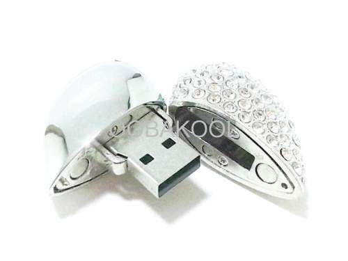 4GB USB / DIAMANTE SILVER HEART FLASH MEMORY DRIVE / OobaKool