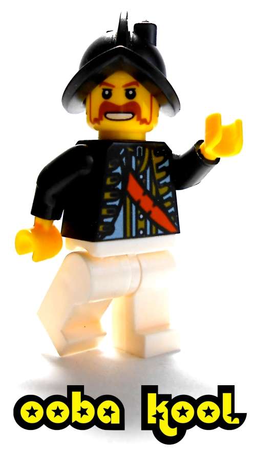 PIRATE SERIES / SOLDIER / OobaKool Minifigure