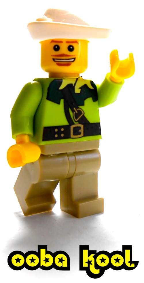 CITY SERIES / FOREST RANGER / OobaKool Minifigure