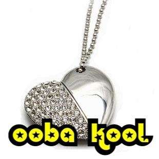 4GB USB / DIAMANTE SILVER HEART FLASH MEMORY DRIVE / OobaKool