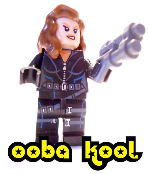 AVENGERS / BLACK WIDOW / COMBAT / OobaKool Minifigure
