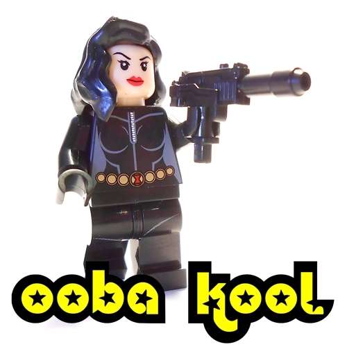 AVENGERS / BLACK WIDOW / NATASHA ROMANOFF / OobaKool Minifigure