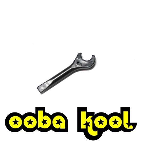 FIGURE TOOLS / SPANNER / BLACK / OobaKool Minifigure Accessories
