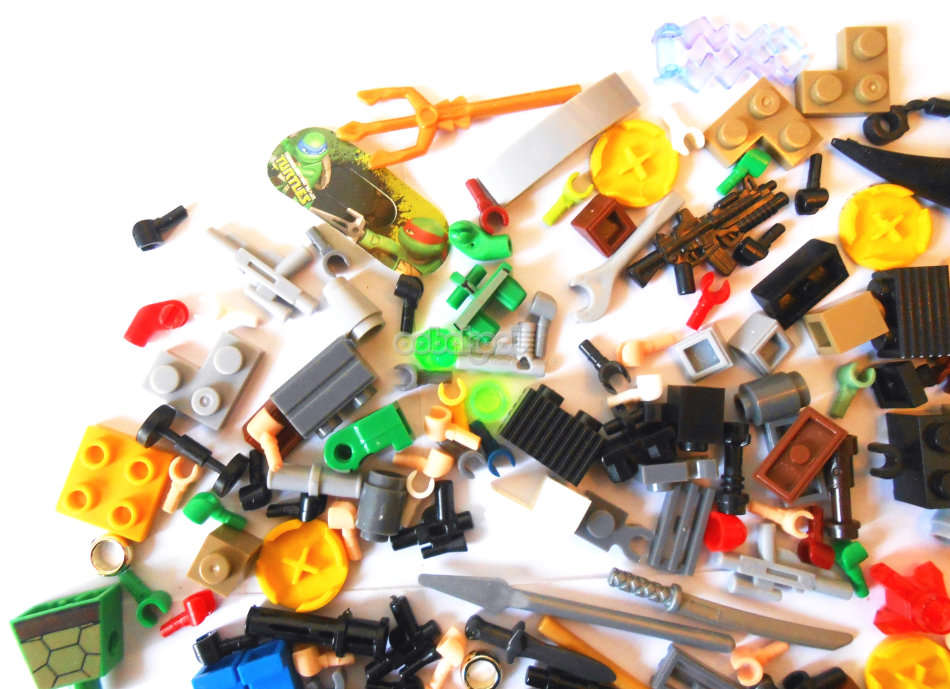 SUPER SALE!! - TUB O BRICK / SELECTION OF EXTRAS / OobaKool Minifigure