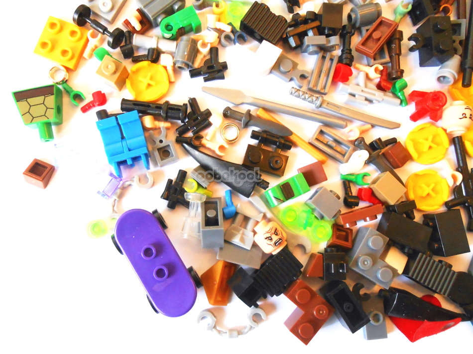 SUPER SALE!! - TUB O BRICK / SELECTION OF EXTRAS / OobaKool Minifigure