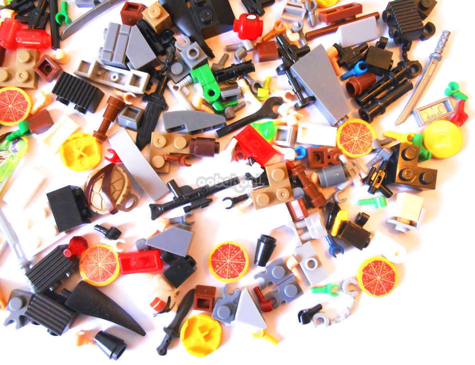 SUPER SALE!! - TUB O BRICK / SELECTION OF EXTRAS / OobaKool Minifigure