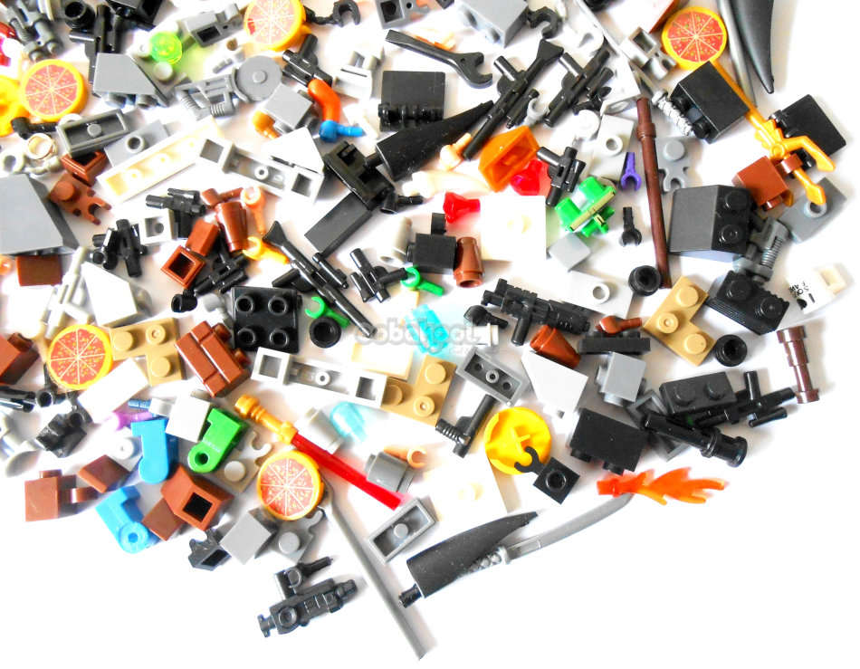 SUPER SALE!! - TUB O BRICK / SELECTION OF EXTRAS / OobaKool Minifigure