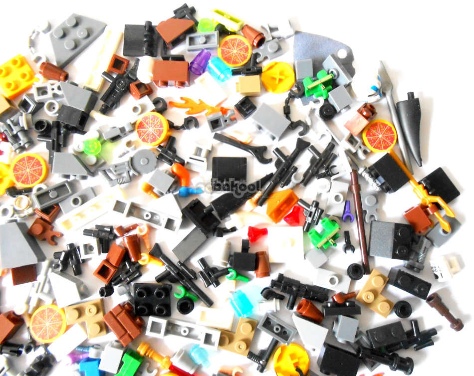 SUPER SALE!! - TUB O BRICK / SELECTION OF EXTRAS / OobaKool Minifigure