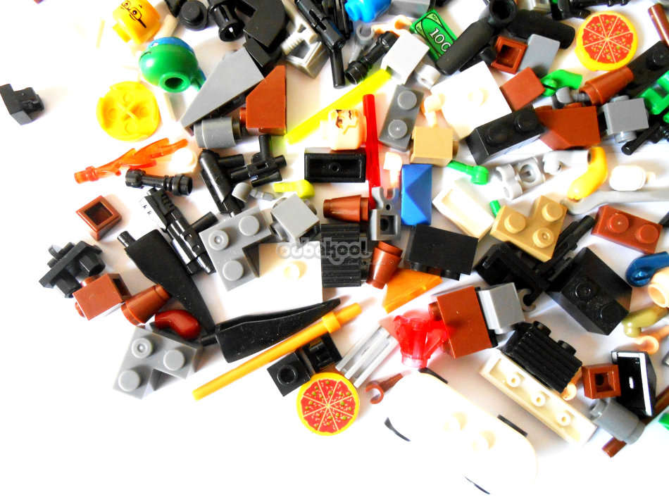 SUPER SALE!! - TUB O BRICK / SELECTION OF EXTRAS / OobaKool Minifigure