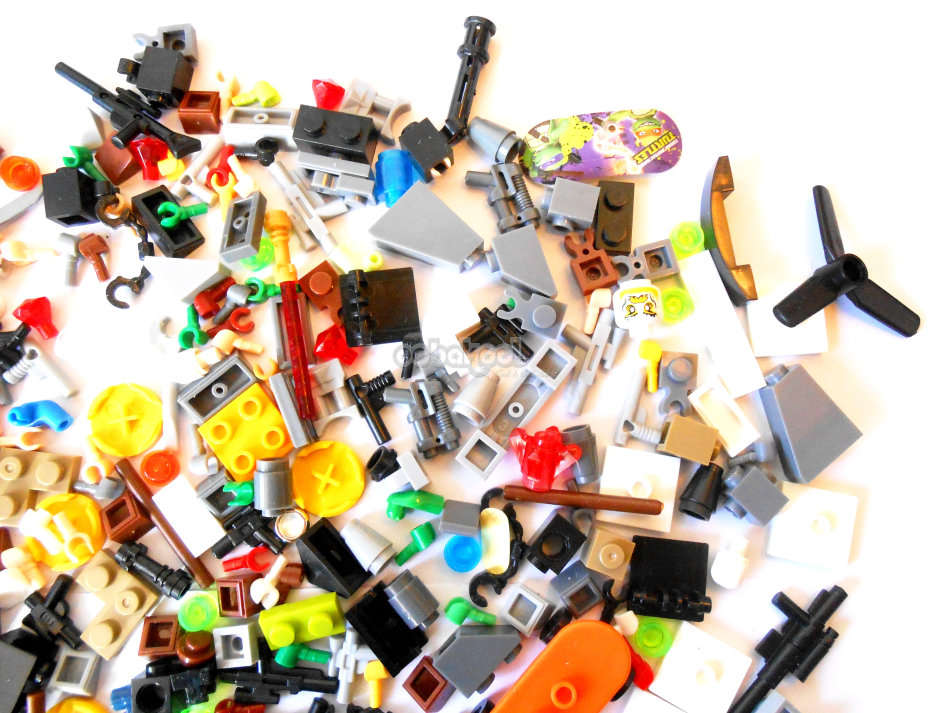 SUPER SALE!! - TUB O BRICK / SELECTION OF EXTRAS / OobaKool Minifigure