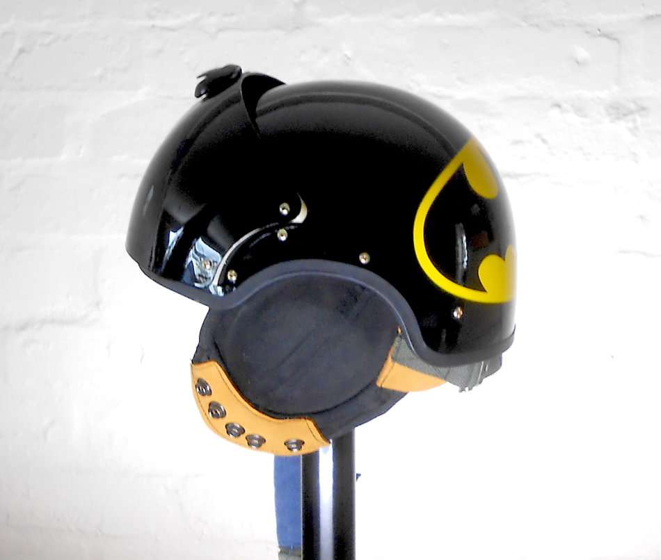 BATMAN HELMET WITH RETRACTABLE VISOR / STOCK CLEARANCE!!!!
