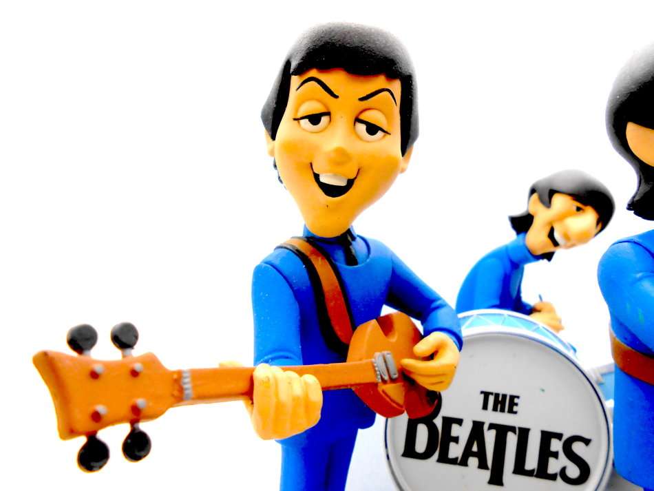 The Beatles / Deluxe Boxed Set / 2004 Apple Corps Ltd / 15cm McFarlane  / STOCK CLEARANCE!!!!