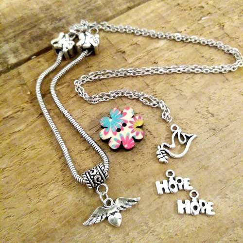 CLEARANCE SALE | 6 Piece Peace Dove + Hope Charms +Love Wings Heart Bracelet + Retro...