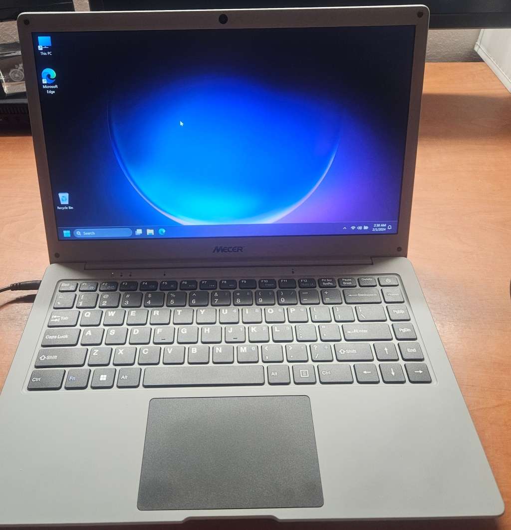 Mecer CA14DO3 Windows 11 Laptop