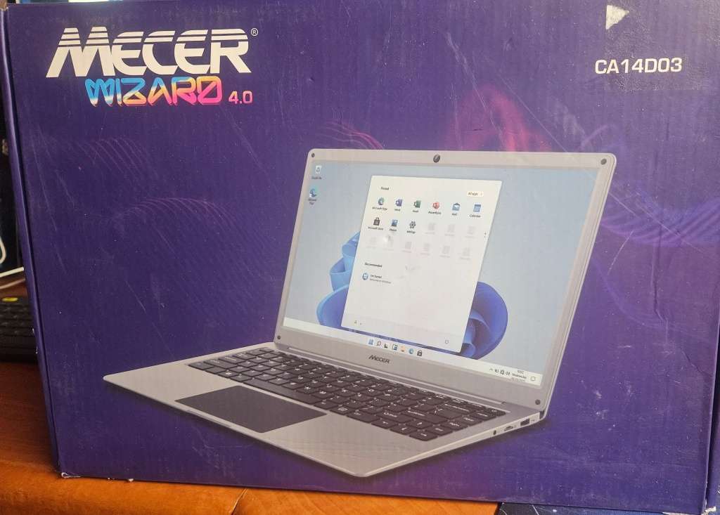 Mecer CA14DO3 Windows 11 Laptop