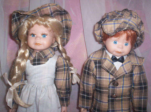 BEAUTIFUL BROTHER & SISTER PORCELAIN DOLL SET - 42cm