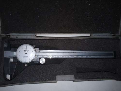 Mitutoyo Dial Caliper (505-633)