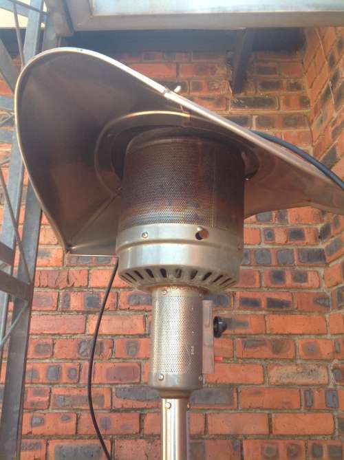Outdoor gas heater