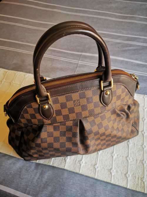 Pre-owned Caissa Tote