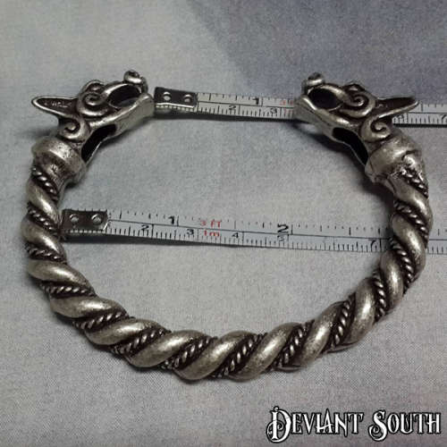 Viking Bangle Wolf Heads
