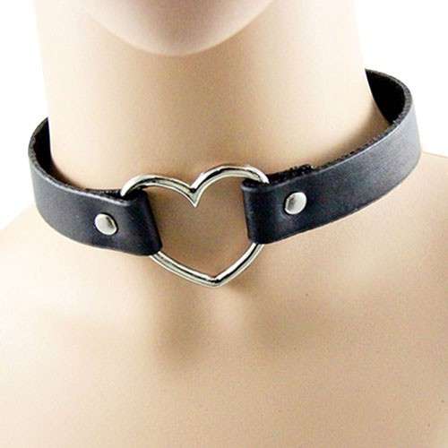 PU Leather Heart Choker - Black